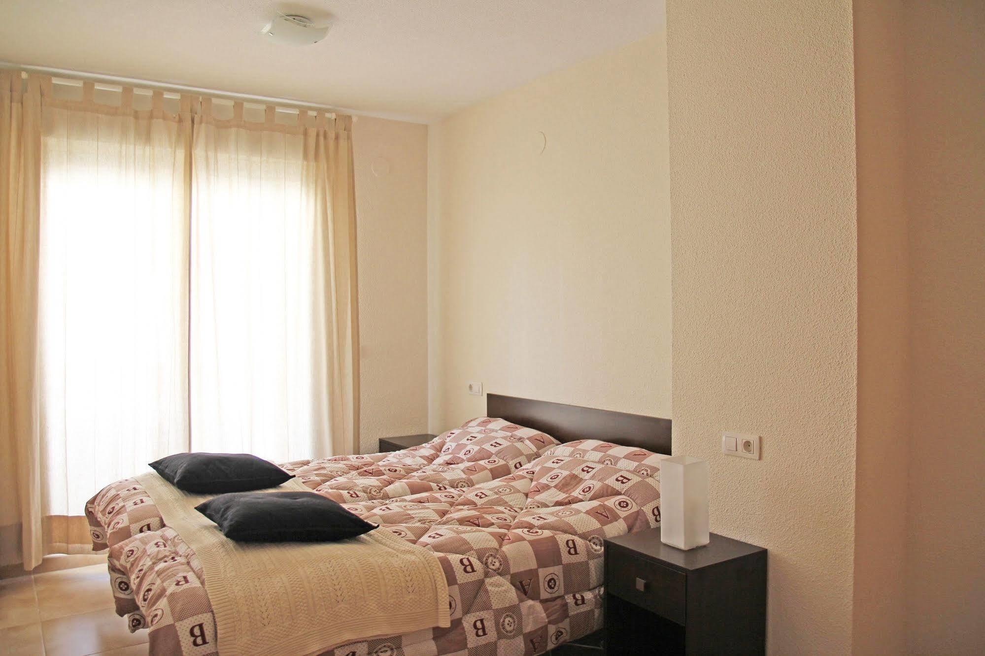 Apartamentos Dona Carmen 3000 Oropesa del Mar Exterior photo